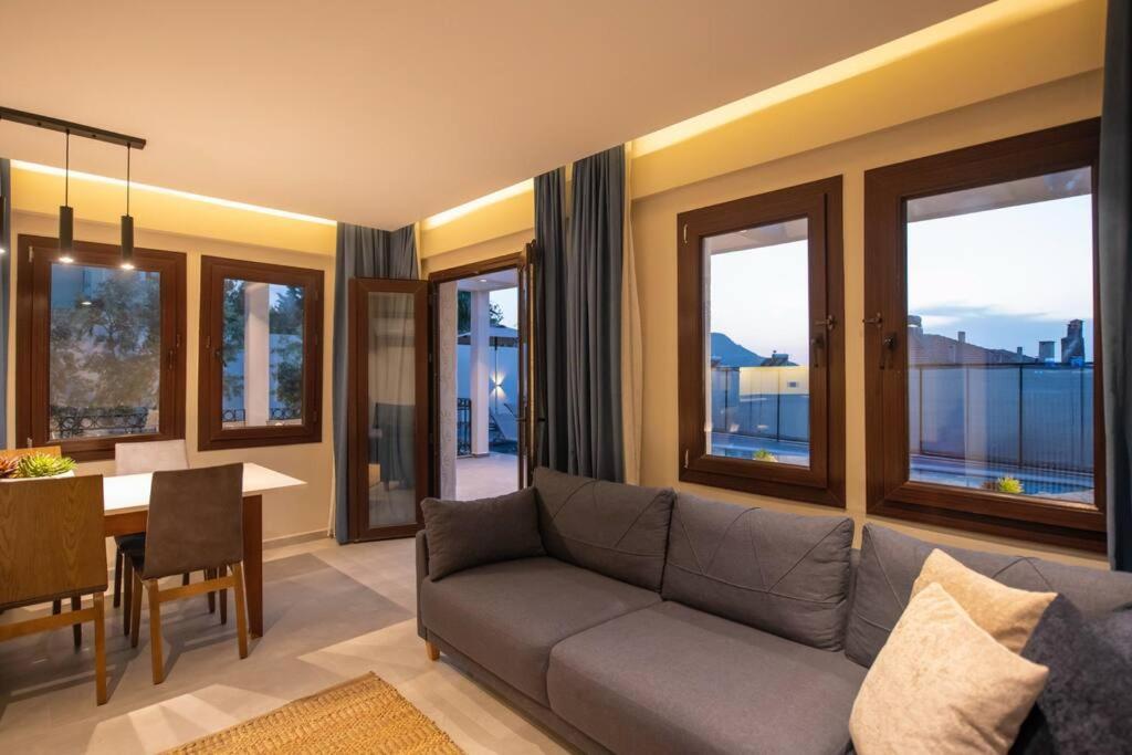 Havuzlu Korunakli Jakuzili Villa فتحية المظهر الخارجي الصورة